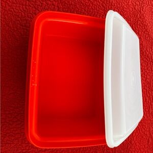 Tupperware lunch box